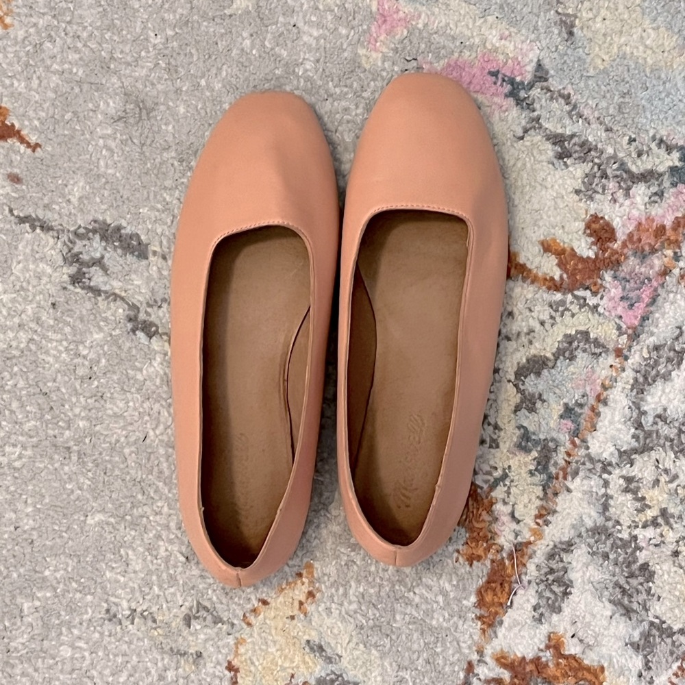 Madewell Cory Leather flats in coral